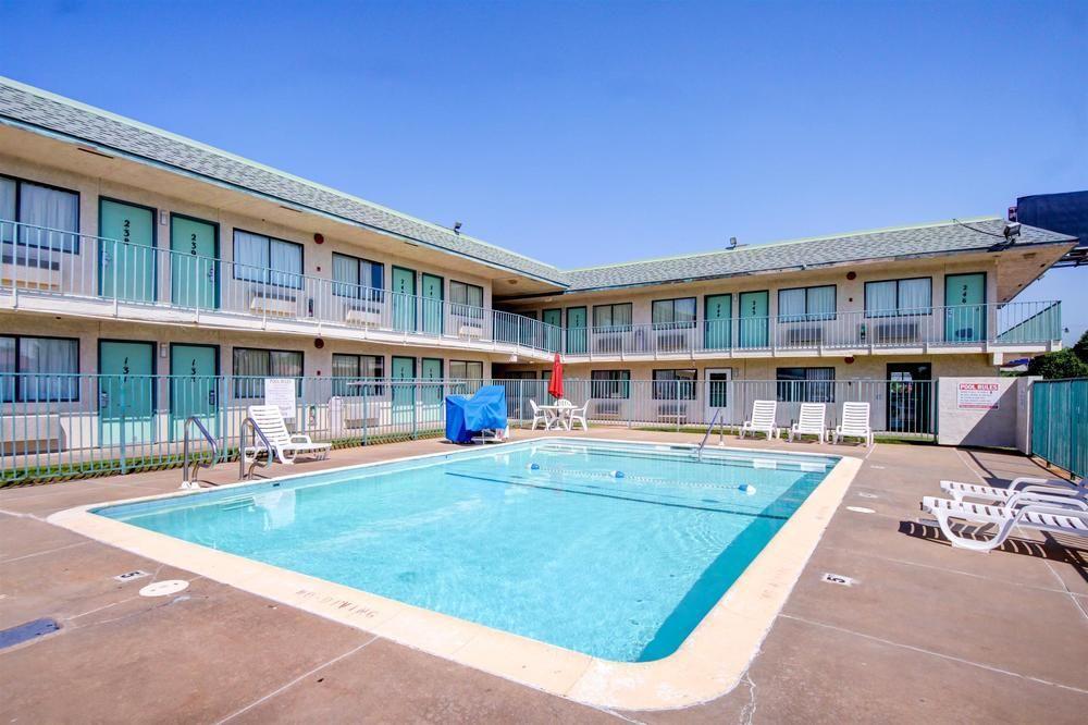 Avera Suites Muskogee Exterior photo