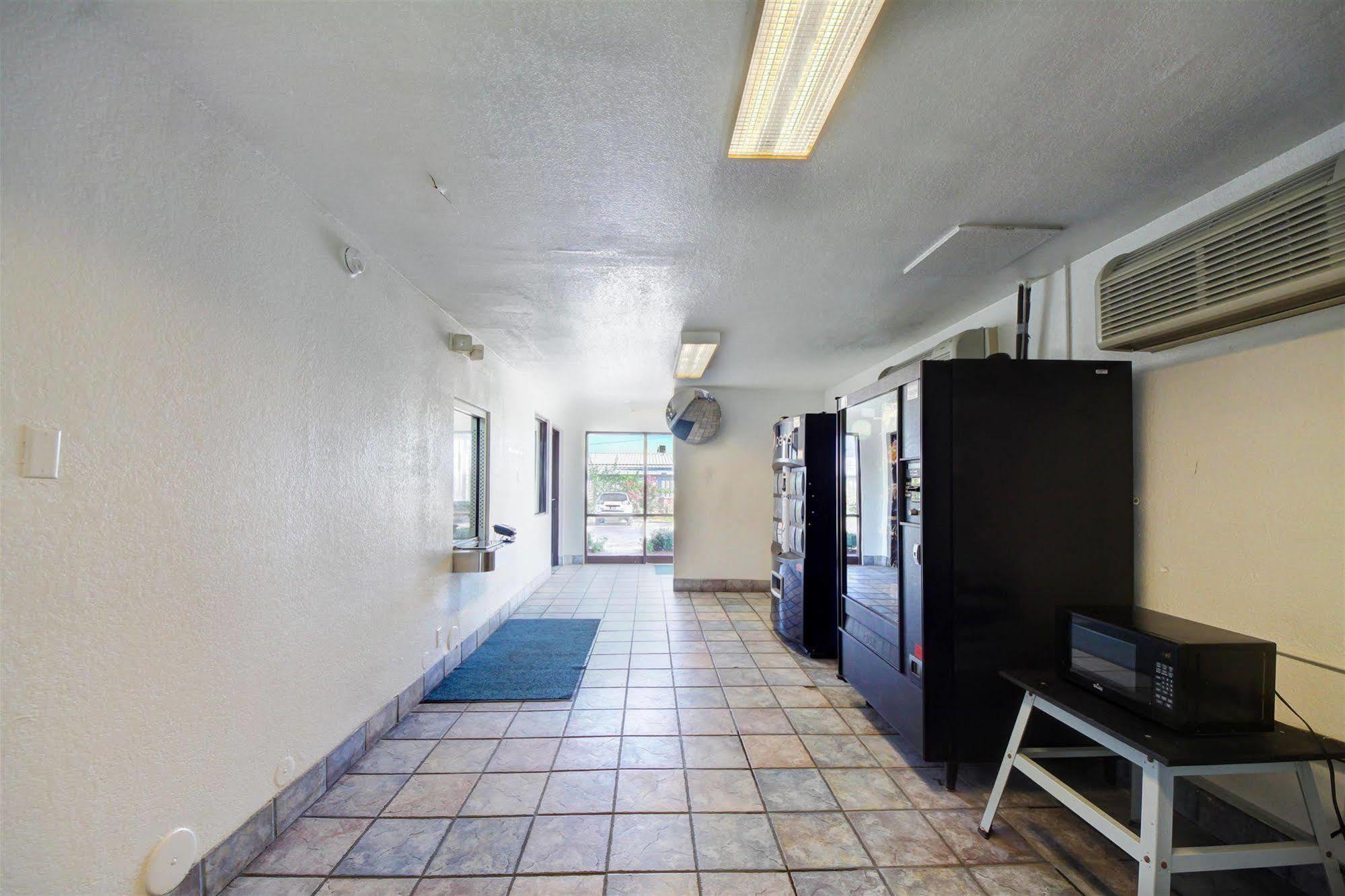 Avera Suites Muskogee Exterior photo