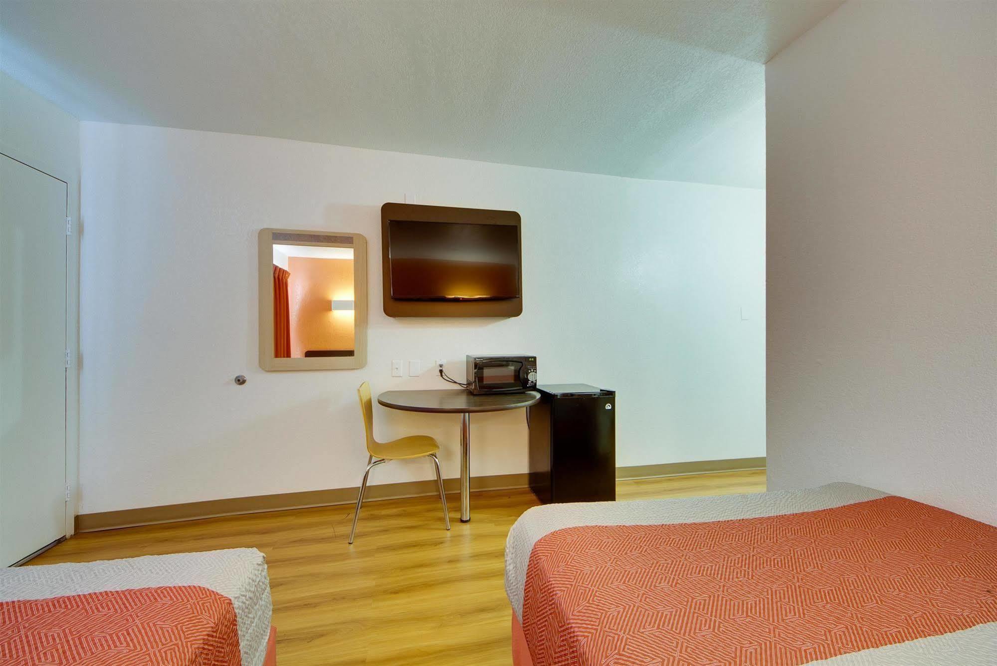 Avera Suites Muskogee Exterior photo